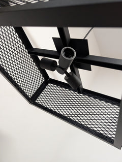 industrial luminaire, un projet en Aluminium réalisé avec du métal de Metals 'R' Us, photo 2